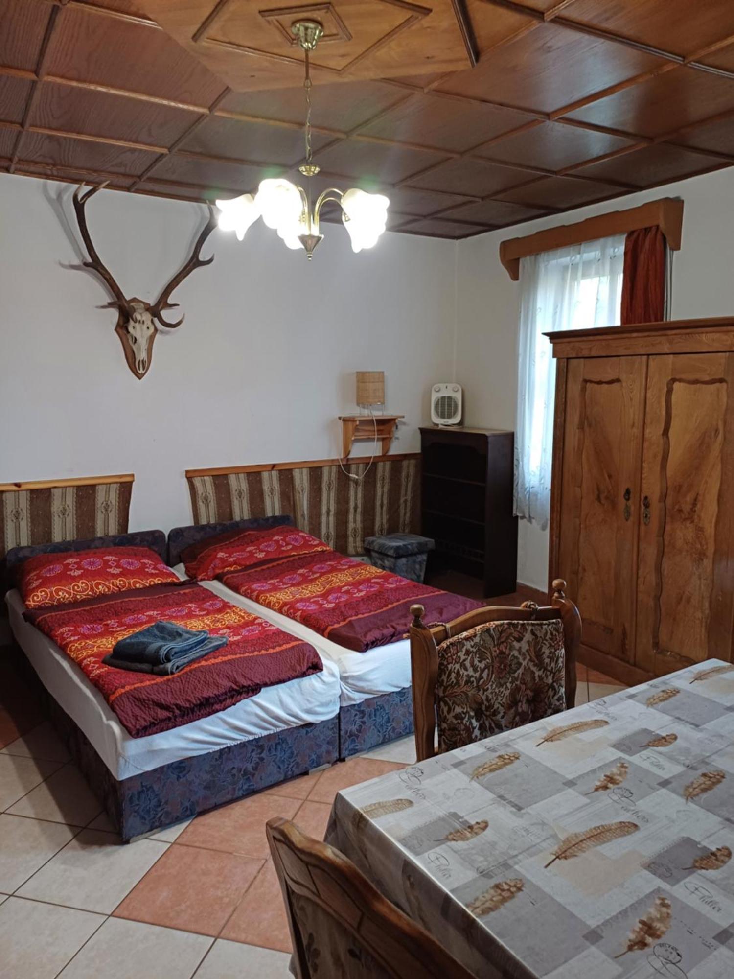 Zanati Apartmannház Nagykapornak Exterior foto